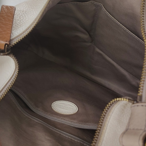 Fossil White Ivory Leather Hobo Bag Zip Beige Pocket Front Zip Top Shoulder Bag - Picture 13 of 13